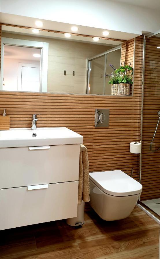 Road Sierra 95 Habitacion Privada Con Bano Y Zona De Cocina Granada Eksteriør bilde